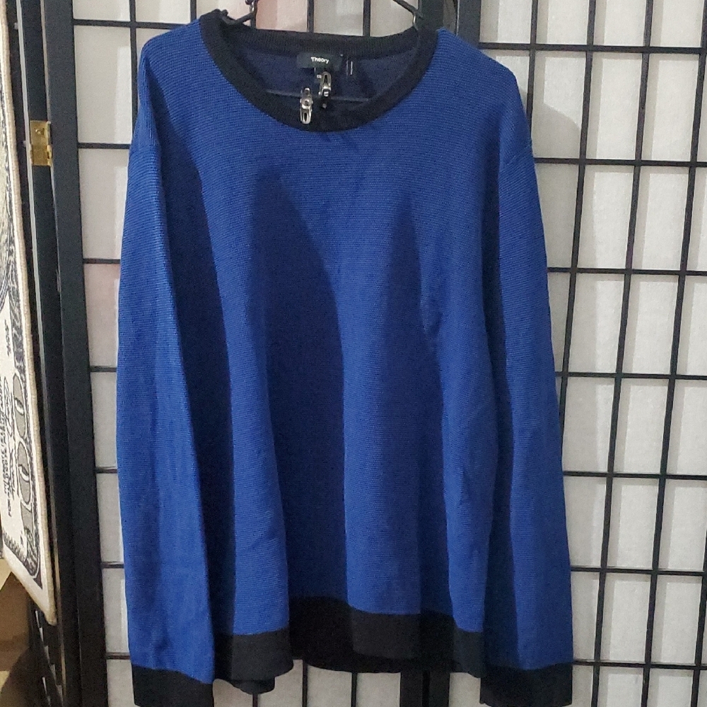 Theory Men's Blue and Black Shirt